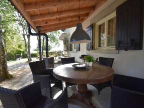 Modern holiday home with lovely garden